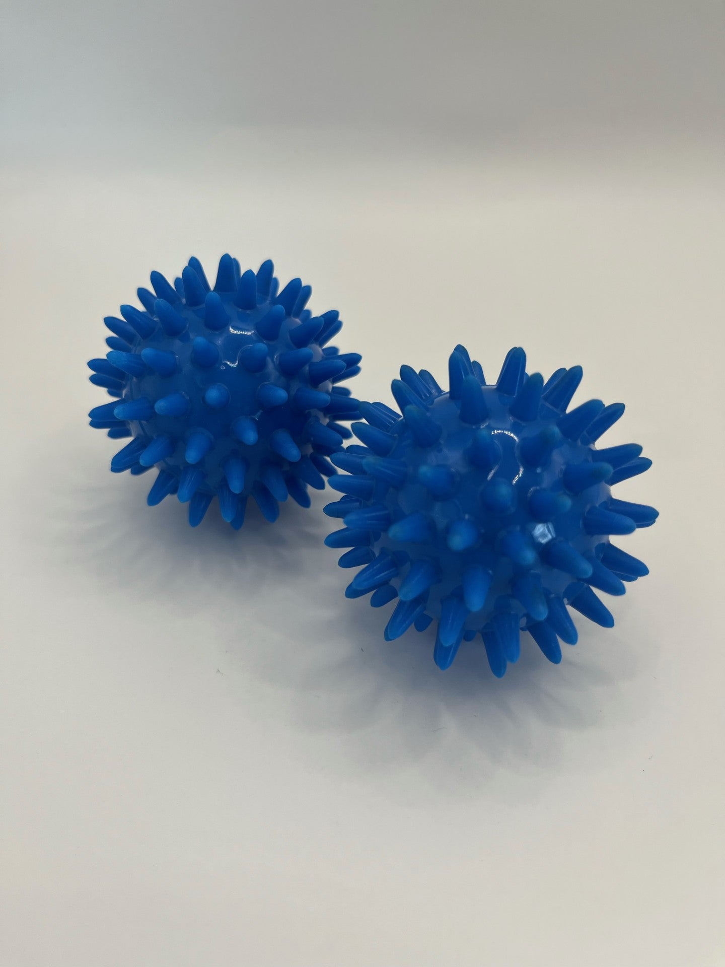 Acupressure massage balls. Blue, . 6cm diameter. PVC. Use in pregnancy and labour to aid pain relief and muscle relaxation.